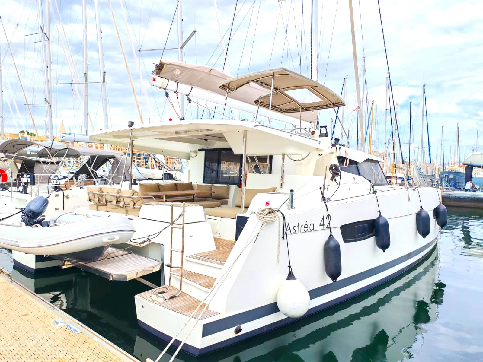 Catamaran Astréa 42, Fountaine Pajot Astréa 42