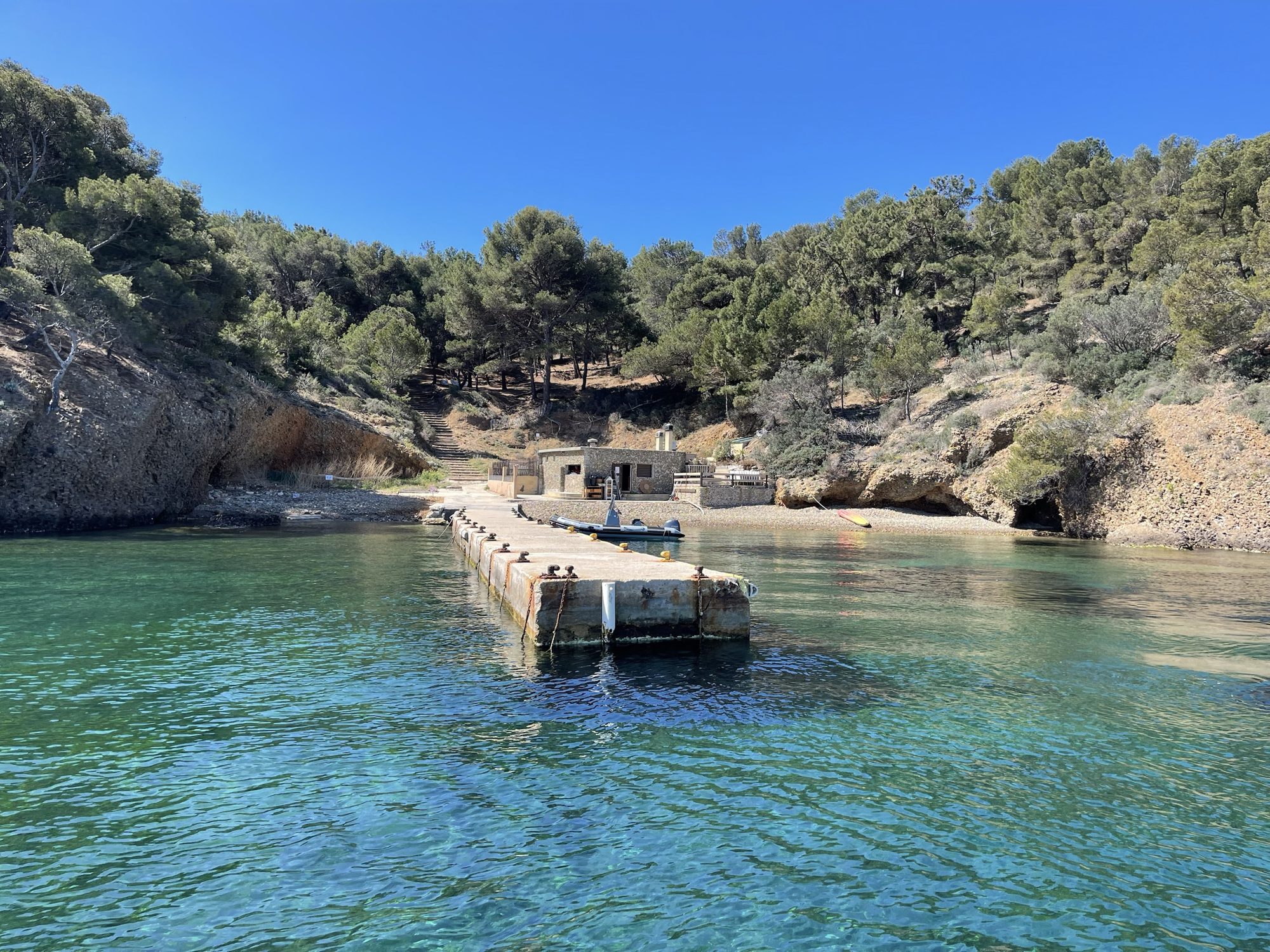 Ponton de l'Île Verte à La Ciotat, escale d'une excursion en mer pour entreprise
